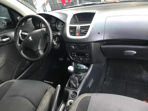 Imagen 6 de 12 de Peugeot 207 2010 1.6 Quicksilver