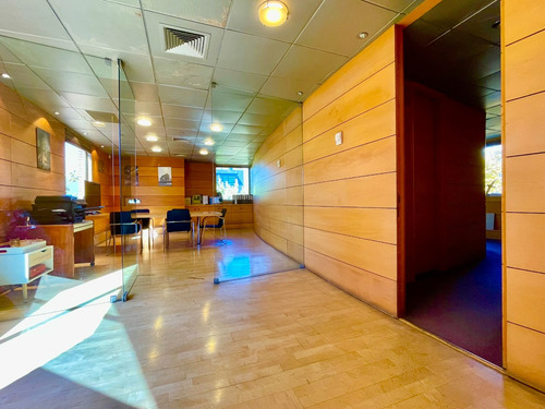 Oportunidad!! Of. 205m2, 4 Privados, Augusto LeguĂa, El Golf