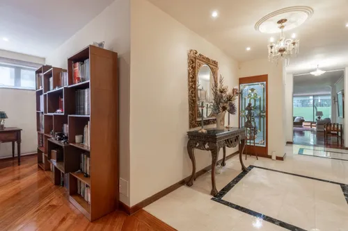 Apartamento En Arriendo/venta En Los Rosales. Cod V16569