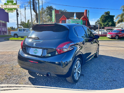 Peugeot 208 1.6 Feline Tiptronic