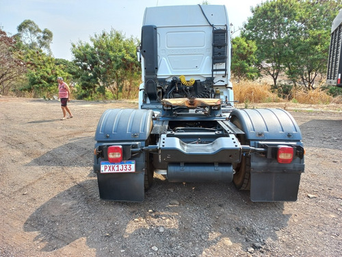 Imagem 4 de 13 de Volkswagen 19 330