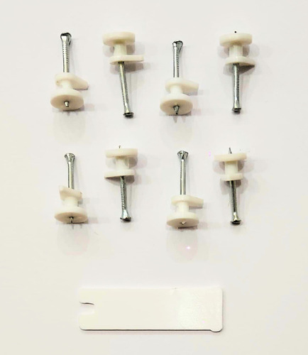 Clavos De Acero Con Soporte Plástico Clava Fácil Cuadros X 8 Diámetro Nominal 1 Mm Largo 2 Cm