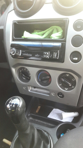 Ford Fiesta Sedan 1.6 Trend Flex 4p 2008