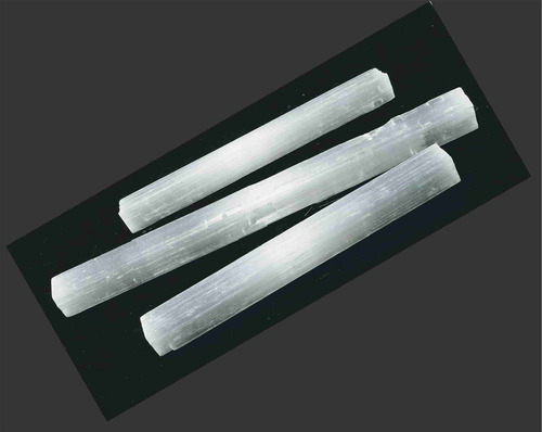 Imagem 4 de 5 de Bastão Pedra Selenita Bruta Natural Cristal Energia Limpeza