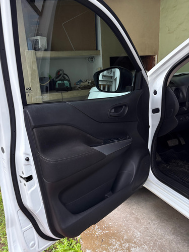 Nissan Frontier 2.3bt S 4x2 At L22