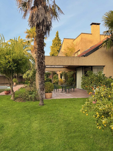 Venta Casa Dentro Condominio Ada Gabriela Mis (102321)