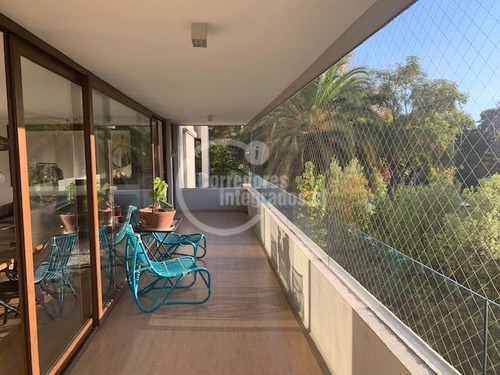 Espectacular Duplex En Vitacura ,magnificas Areas Verdes