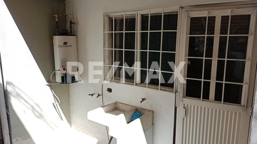 Imagen 24 de 29 de Casa En Renta En Barrio De Analco - (2)