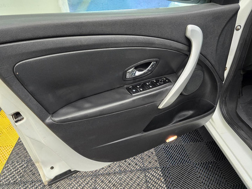 Renault Fluence Dyn20a