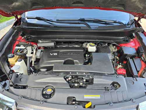 Nissan Pathfinder Sv 4x4