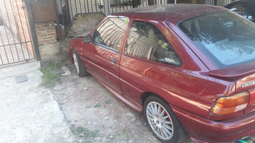 Ford Escort 1.8 Coupe Si 1998