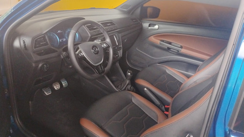 Volkswagen Saveiro 1.6 16v Cross Cab. Dupla Total Flex 2p