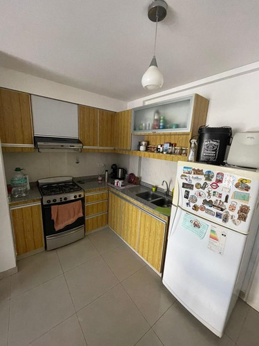 Imagen 4 de 14 de Departamento De 3 Ambientes En Ramos Mejía