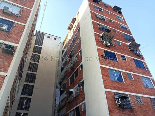 Apartamento  Venta Centro Guacara Arabobo  Leida Falcon Lf24-21298