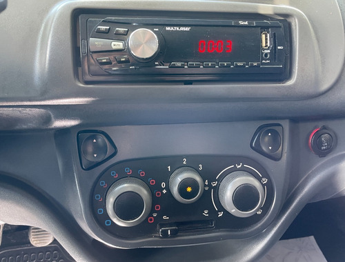 Imagem 8 de 10 de Fiat Fiorino 1.4 Flex Completa Refrigerada -10 2016 Autos Rr
