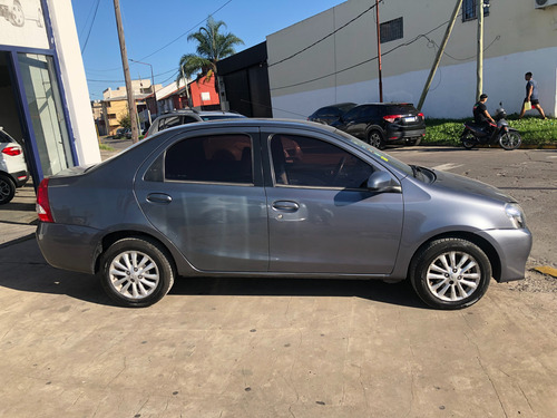 Toyota Etios 1.5 Sedan Xls