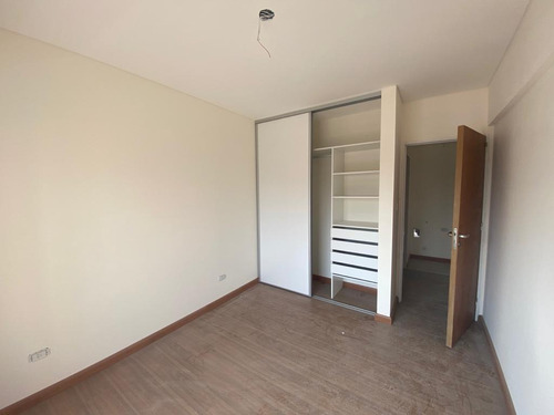 Imagen 9 de 12 de 1 Dormitorio Frente Calidad - Mendoza Esq. Crespo