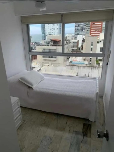 Imagen 5 de 16 de Apartamento - Punta Del Este - 4 Dormitorios - 3 Baños - Frente Al Puerto