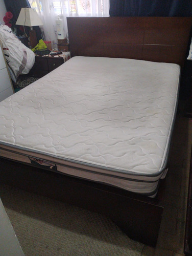 Se Vende Una Cama De Doble De 1,40x1.90 Con Colchón Dormilun