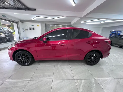 Mazda 2 Grand Touring LX AT 2022