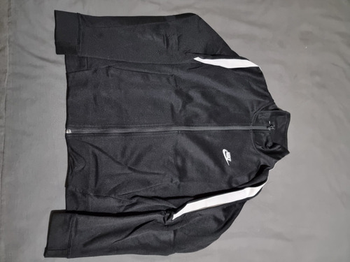 Campera Nike Negra