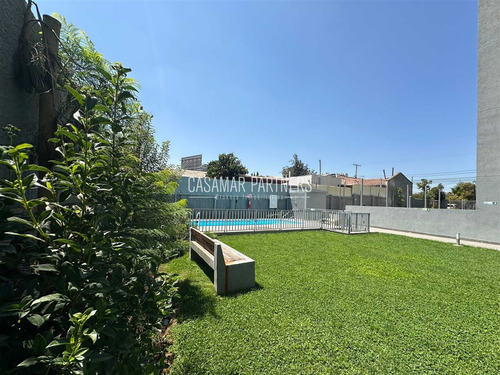 Departamento En Venta De 3 Dorm. En La Cisterna