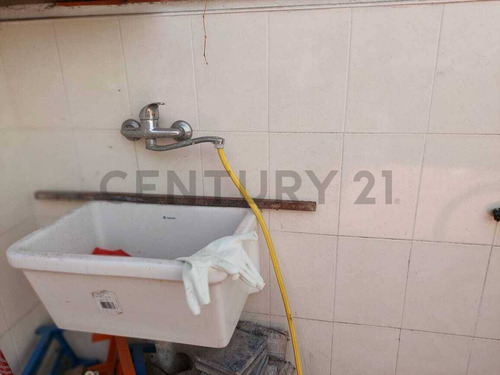 Imagen 9 de 15 de Ph 3 Ambientes Al Frente P 1ro Sin Expensas, Con /balcon/patio /terraza