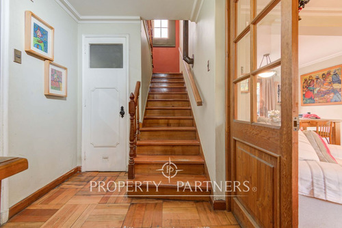 Renovada Casa Ley Pereira En Pasaje Cerrado 4d/3b