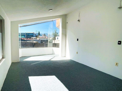 Casa En Venta En San Lorenzo La Cebada 4 Recámaras