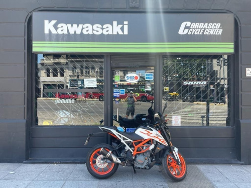 Imagen 6 de 16 de Ktm Duke 390 Z400 Cordasco