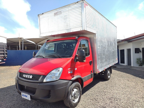 Imagem 3 de 15 de Iveco Dayli 35s14 Completa 2018 Impecável