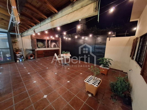 Venta El Palomar Casa Ph Al Frente 3 Ambientes.