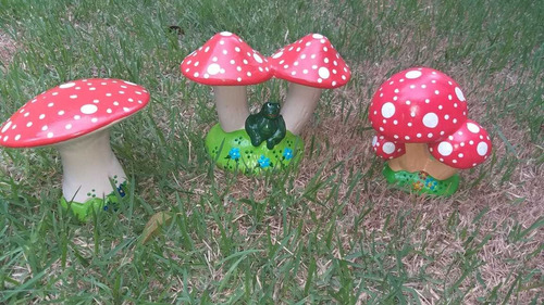 3 Cogumelos Em Cerâmica Enfeite De Jardim Decoração