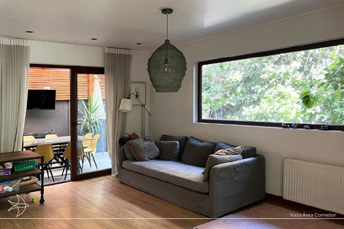 Venta - Casa Remodelada En Vitacura