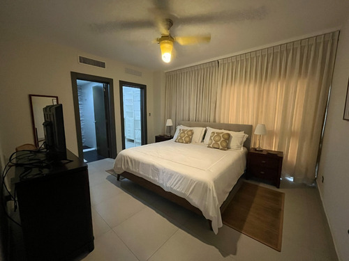 Imagen 13 de 22 de Apartamento En Alquiler En Piantini Amueblado De Dos Habitaciones