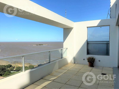 Vendo Penthouse Dúplex, 3 Dormitorios, 2 Baños, Garaje Para Un Auto, Malvín.
