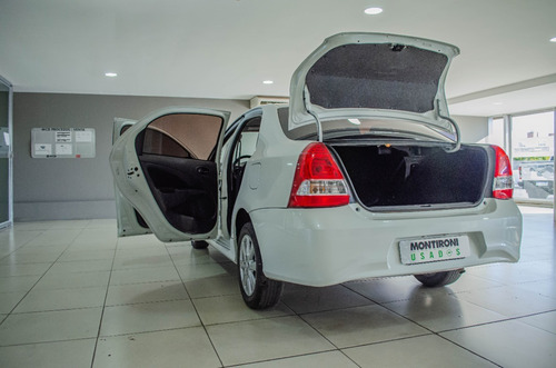 Imagen 23 de 25 de Toyota Etios Xls 2017
