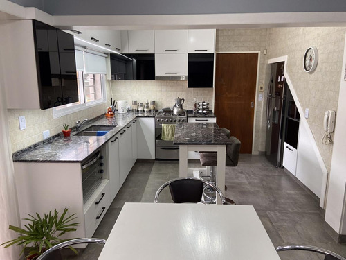 Imagen 14 de 30 de Casa En Venta - 5 Amb. - Ramos Mejia Sur -
