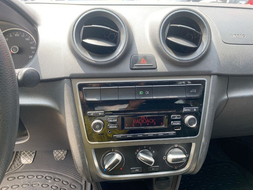 Imagen 21 de 25 de Volkswagwn Gol Comfortline 2013