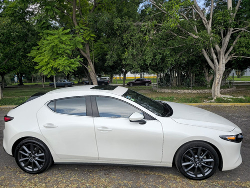 Mazda 3 Hatchback I Sport