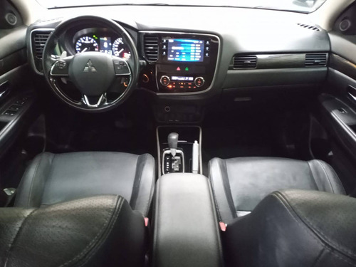 Imagem 2 de 11 de Mitsubishi Outlander 2.0 16v Gasolina 4p Automático