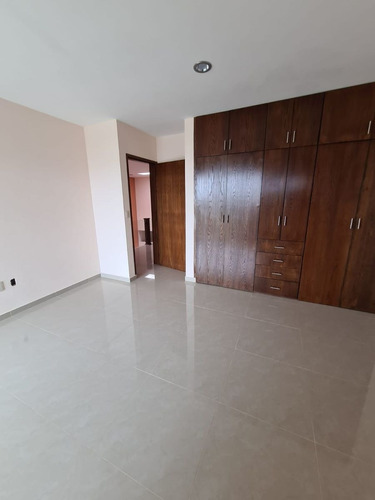 Imagen 28 de 30 de Preciosa Casa En Venta En Cumbres Del Lago