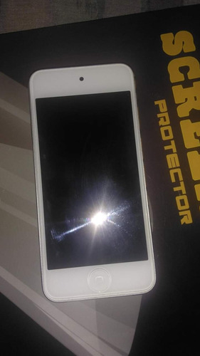 Imagen 4 de 4 de iPod 5ta Generación De 64 Gb