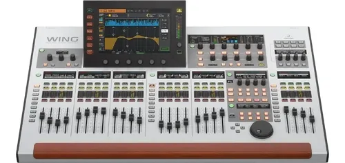 Mesa Behringer Wing Mixer Digital 48 Canais 24 Faders