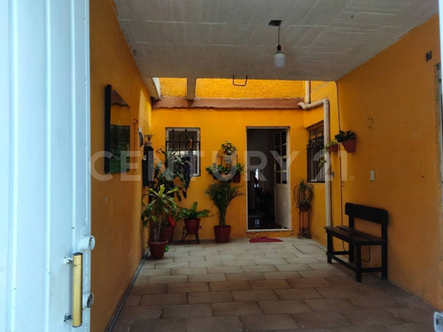 Imagen 2 de 21 de Casa En Venta Villa De Las Flores