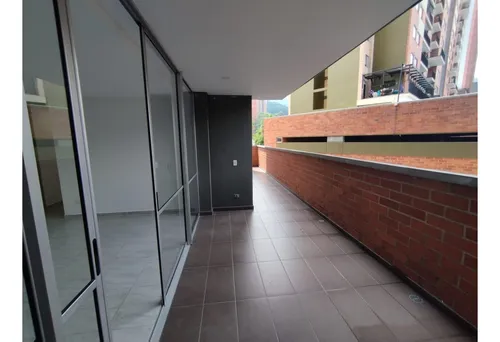 130m2 Apartamento En Sabaneta