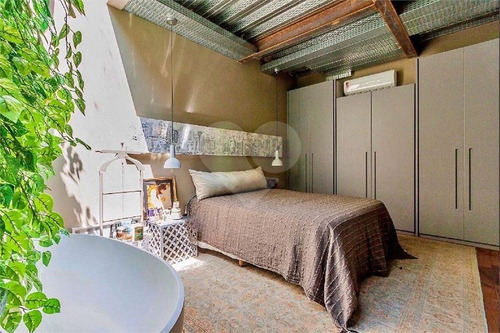 Casa De Vila À Venda No Itaim Bibi Com 158m² - 345-im514907