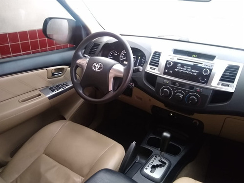 Toyota Hilux Sw4 2.7 Sr 4x2 16v Flex 4p Automático