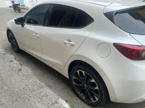 Mazda 3 2.0 Touring