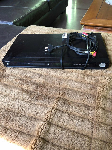 Reproductor De Dvd Sanyo Muy Bueno En Perfecto Estado.